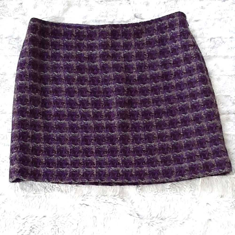 J CREW plaid warm mini lined skirt.  Size 6.